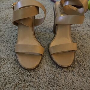 Lulu's Tan Elegant Heels